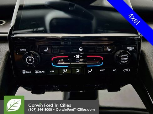 Used 2023 Jeep Grand Cherokee 4WD 4xe image 9