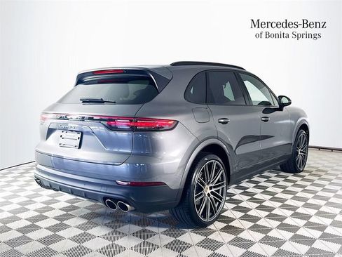 Used 2019 Porsche Cayenne S AWD/4WD image 7