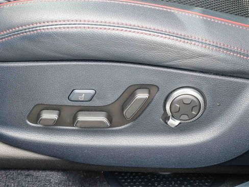 Used 2023 Genesis GV70 2.5T w/ Sport Prestige Package image 22