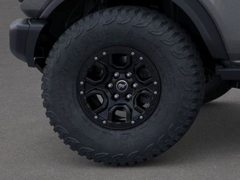 New 2025 Ford Bronco Badlands image 21