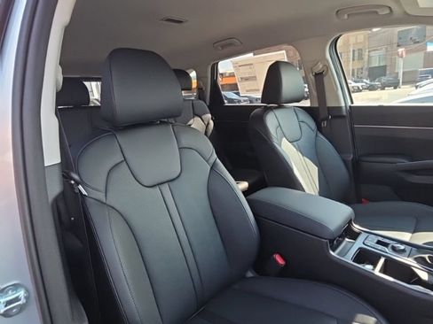 New 2026 Kia Sorento S AWD/4WD image 15