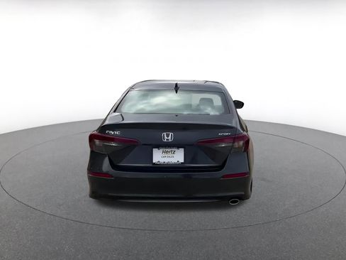 Used 2025 Honda Civic Sport image 10