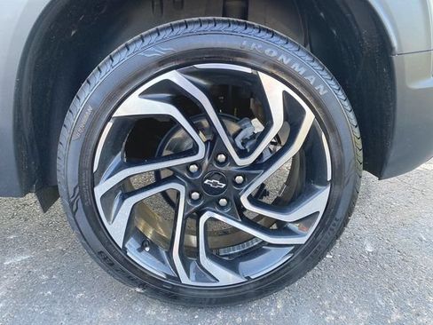 Used 2024 Chevrolet TrailBlazer RS w/ Driver Confidence Package AWD/4WD image 30
