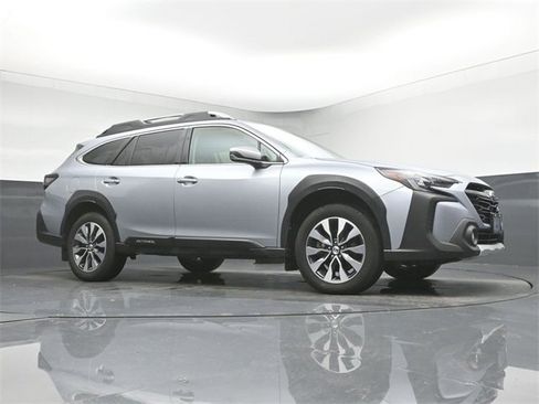 Used 2023 Subaru Outback Touring XT image 35
