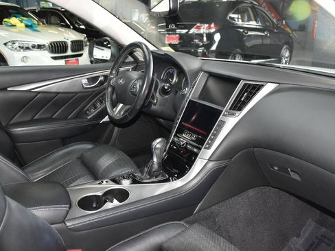 Used 2017 INFINITI Q50 Sport AWD/4WD image 36