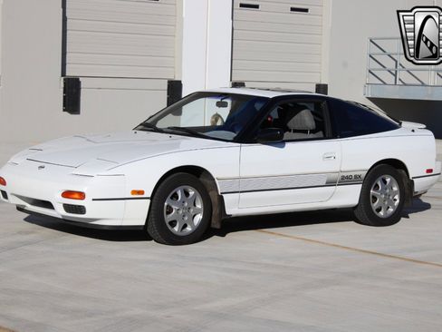 Used 1991 Nissan 240SX Hatchback image 3