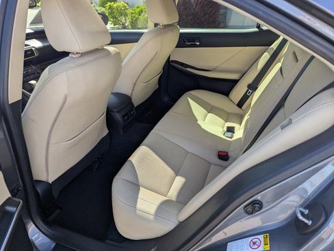 Used 2014 Lexus IS 250 w/ Navigation Package RWD image 23