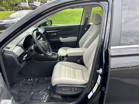 Used 2025 Honda CR-V EX-L image 16