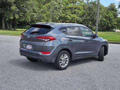 Used 2016 Hyundai Tucson SE w/ Option Group 02 FWD image 5