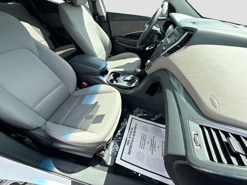 Used 2015 Hyundai Santa Fe Sport FWD image 13