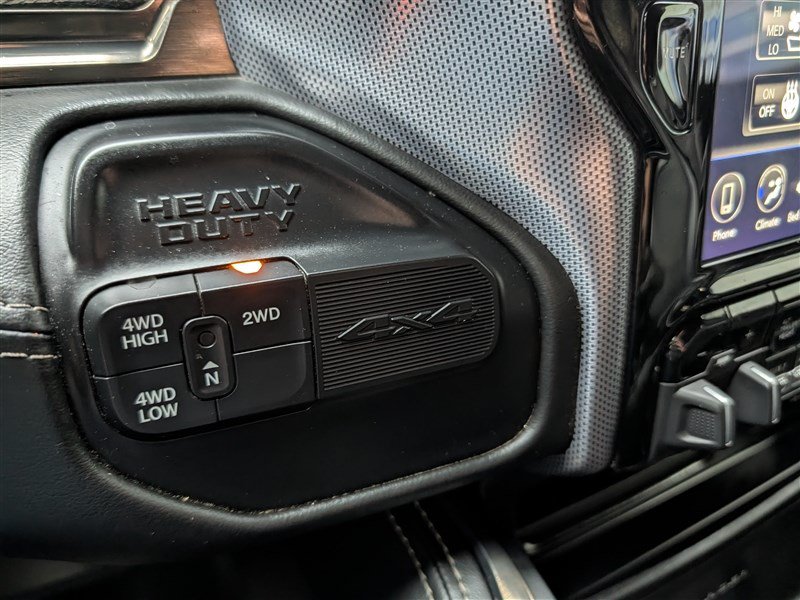 Used 2020 RAM 3500 Limited AWD/4WD image 29