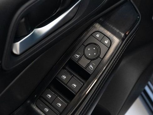 Used 2023 Nissan Rogue SV w/ SV Premium B Package FWD image 15