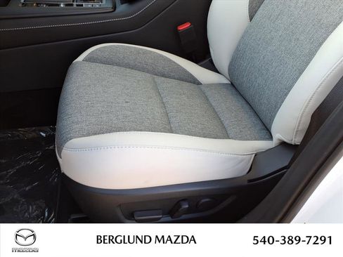 New 2026 MAZDA CX-30 Aire Edition image 14