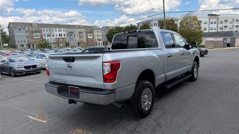 Used 2017 Nissan Titan SV AWD/4WD image 12