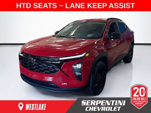 New 2026 Chevrolet Trax LT w/ Midnight Edition FWD image 1