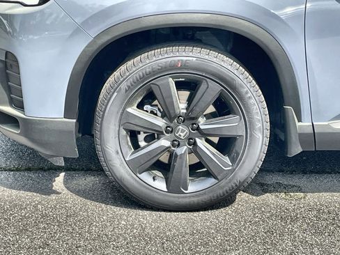 New 2026 Honda Pilot Sport image 7