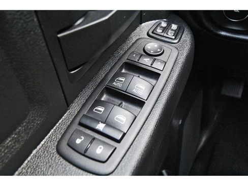 Used 2024 RAM 2500 Tradesman w/ Chrome Appearance Group image 19