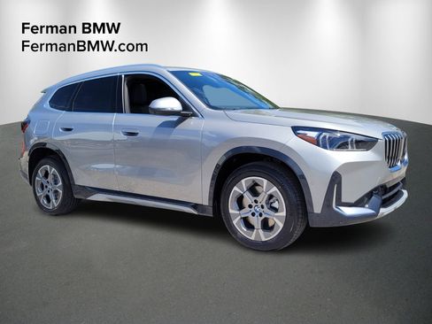 Used 2025 BMW X1 xDrive28i w/ Technology Package image 1