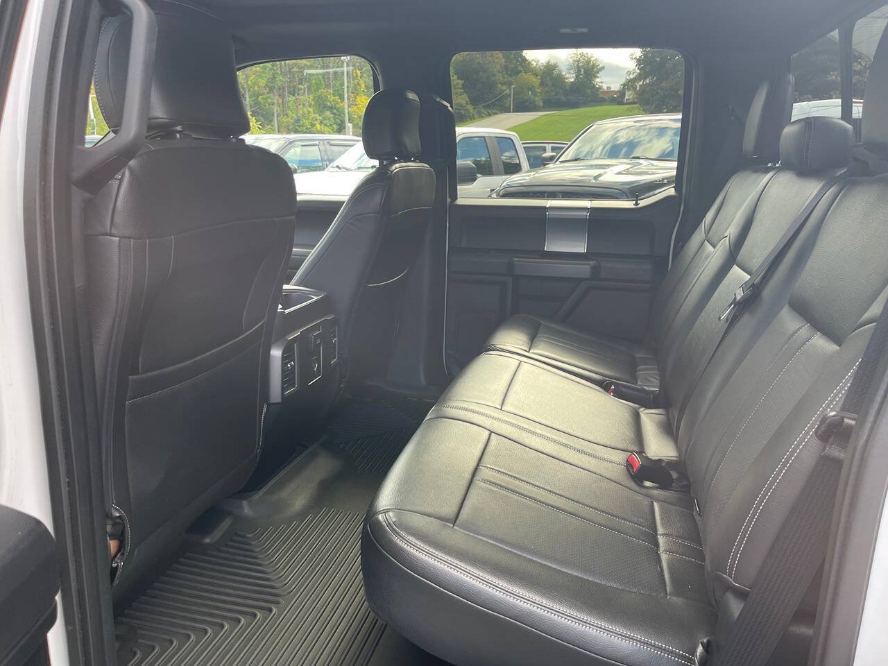 Used 2016 Ford F150 XLT w/ Equipment Group 302A Luxury AWD/4WD image 24