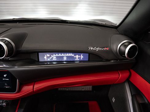 Certified 2023 Ferrari Portofino M RWD image 42