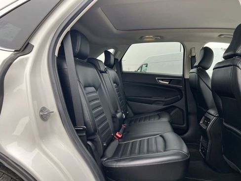 Used 2022 Ford Edge SEL w/ Convenience Package AWD/4WD image 18