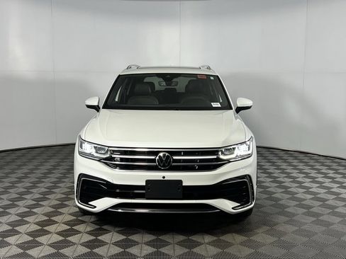 Used 2022 Volkswagen Tiguan SEL R-Line image 11