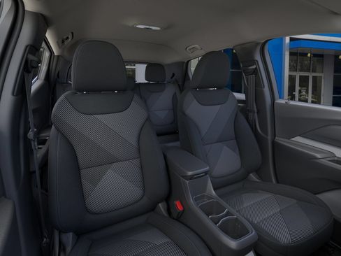 New 2027 Chevrolet Bolt LT FWD image 24