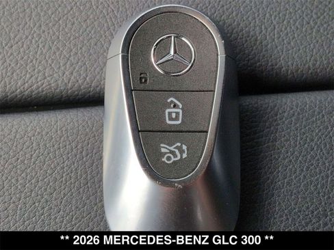 Used 2026 Mercedes-Benz GLC 300 4MATIC image 30