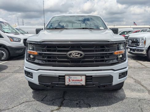 New 2025 Ford F150 XLT w/ Equipment Group 303A High image 9