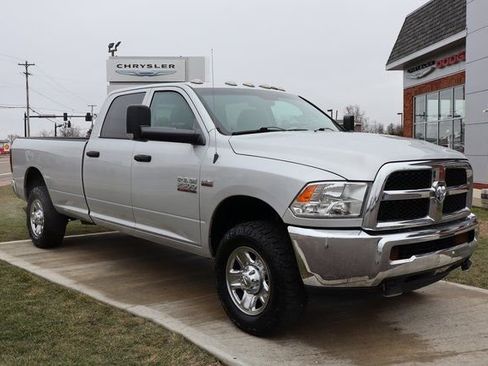 Used 2018 RAM 2500 Tradesman w/ Chrome Appearance Group image 3