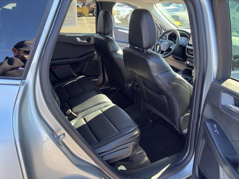 Used 2024 Ford Escape Platinum image 25