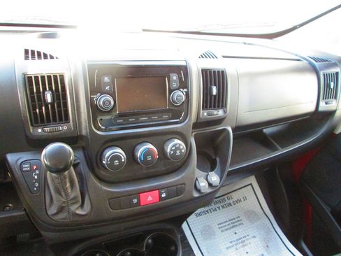 Used 2018 RAM ProMaster 1500 image 14
