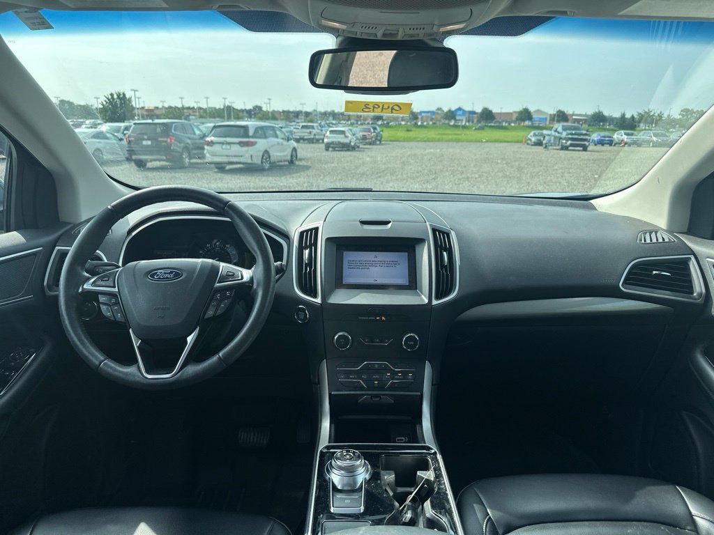 Used 2019 Ford Edge SEL w/ Equipment Group 201A FWD image 19