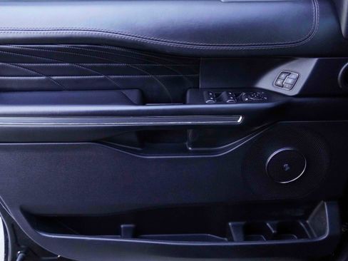 Used 2020 Ford Expedition Max Platinum image 30