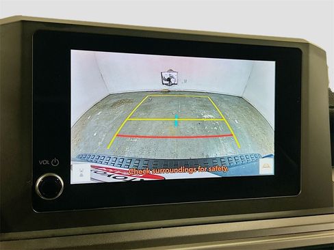 Used 2025 Toyota 4Runner SR5 image 11