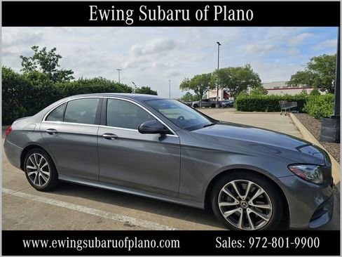 Used 2018 Mercedes-Benz E 400 4MATIC Sedan image 1