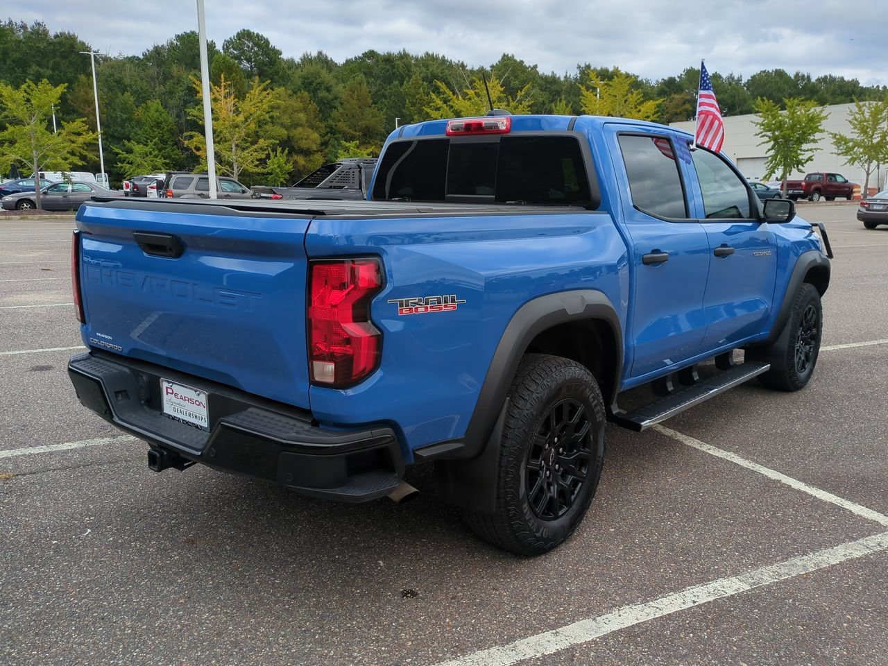 Used 2025 Chevrolet Colorado Trail Boss AWD/4WD image 4