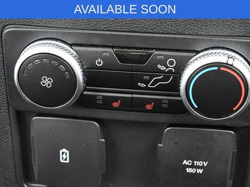 Used 2022 Ford Explorer Limited w/ Equipment Group 301A AWD/4WD image 37