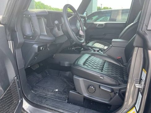 Used 2025 Ford Bronco 4-Door AWD/4WD image 8