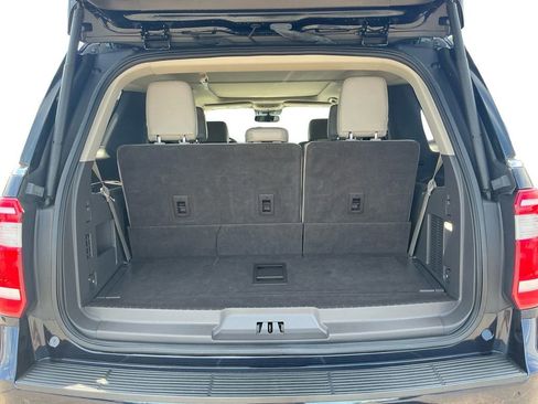 Certified 2021 Ford Expedition XLT RWD image 24