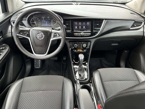 Certified 2022 Buick Encore Preferred w/ Safety Package image 13