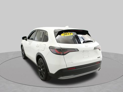 Used 2023 Honda HR-V Sport image 6