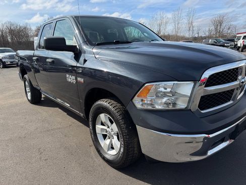Used 2016 RAM 1500 ST w/ SXT Appearance Group image 12