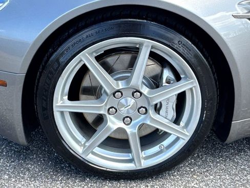 Used 2007 Aston Martin V8 Vantage Base image 11