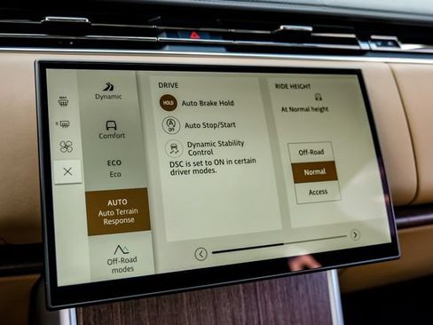 New 2026 Land Rover Range Rover SE AWD/4WD image 36