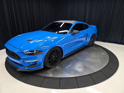 Used 2022 Ford Mustang GT Premium w/ Equipment Group 401A RWD image 7