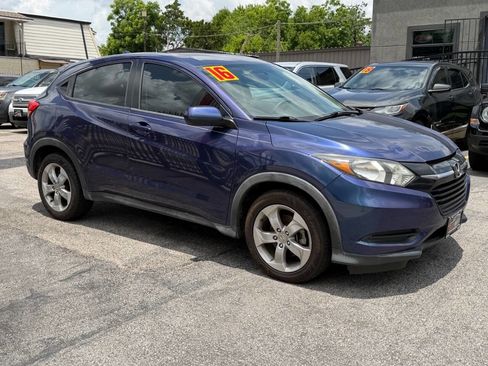 Used 2016 Honda HR-V LX image 7