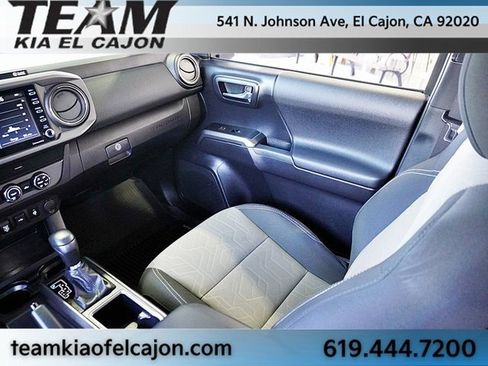 Used 2020 Toyota Tacoma TRD Sport image 24