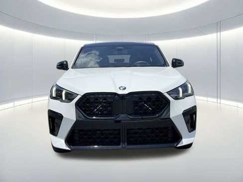 Used 2025 BMW X2 xDrive28i w/ Technology Package AWD/4WD image 8