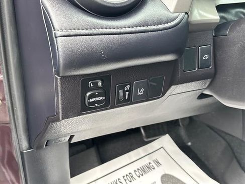 Used 2017 Toyota RAV4 XLE FWD image 24